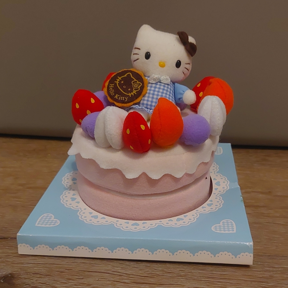 Sold-1976, 2003 Sanrio Hello Kitty Velcro Plush Cake
